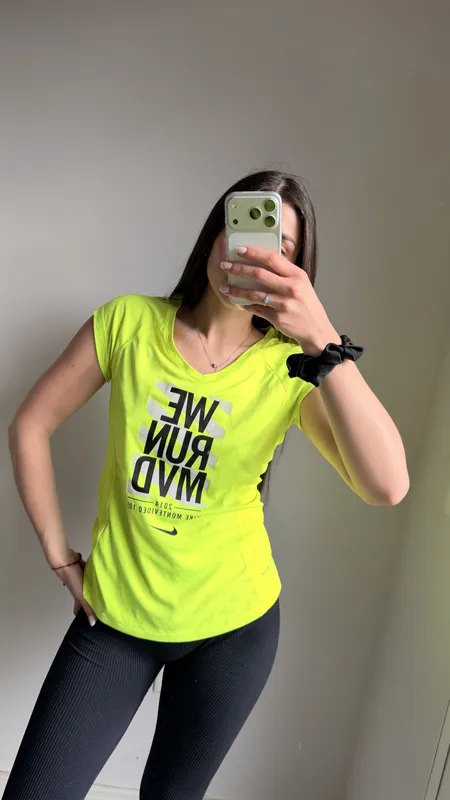 Remera nike fluor talle s