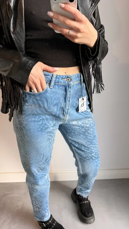 Jeans zebra brillos celeste talle 38
