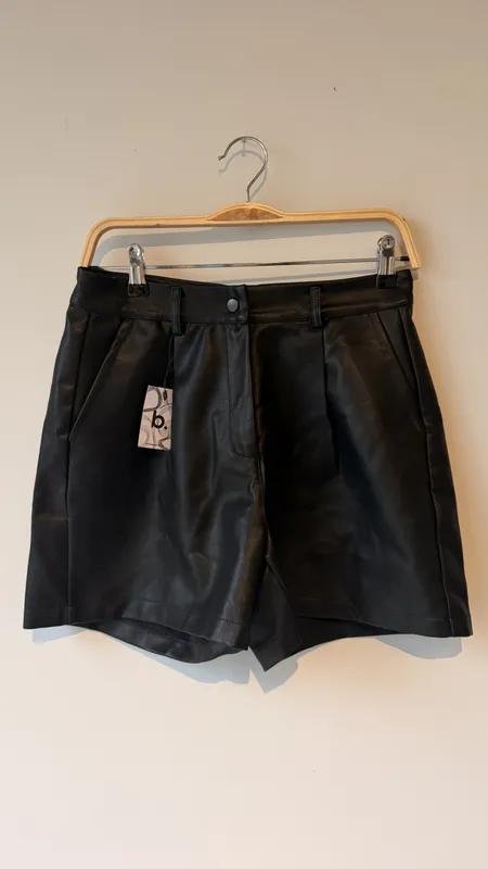 Short engomado daniel cassin talle m
