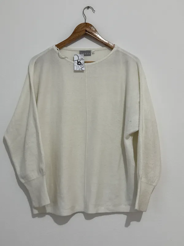 Buzo blanco con linea talle m