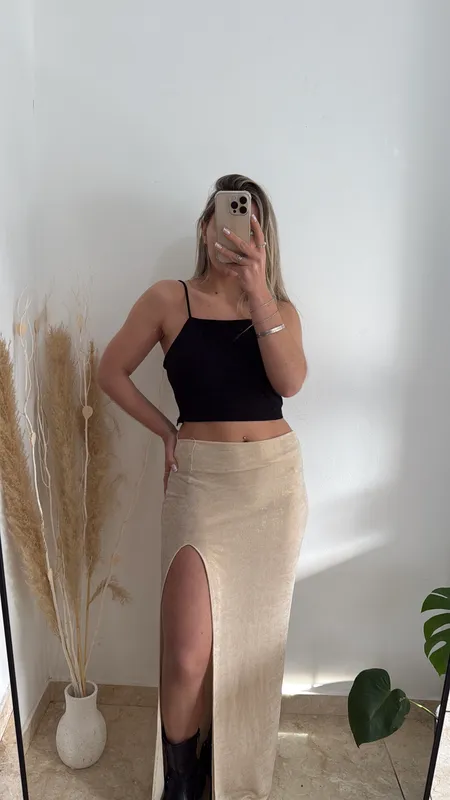 Pollera larga dorada talle m