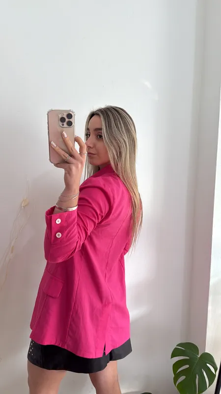 Blazer fucsia talle m