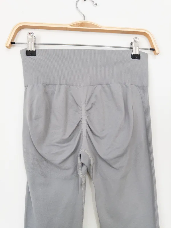 Calza gris con push up t. s