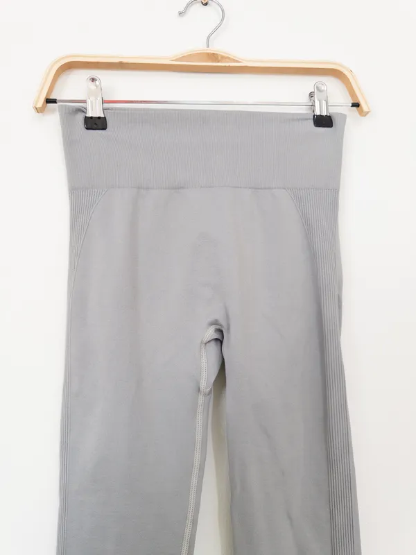 Calza gris con push up t. s