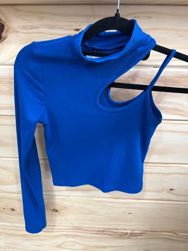 Top azul una manga talle m