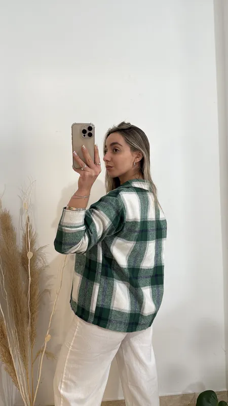 Sobrecamisa verde talle m