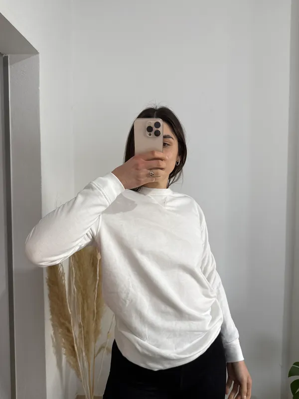 Buzo deportivo blanco talle xs-s