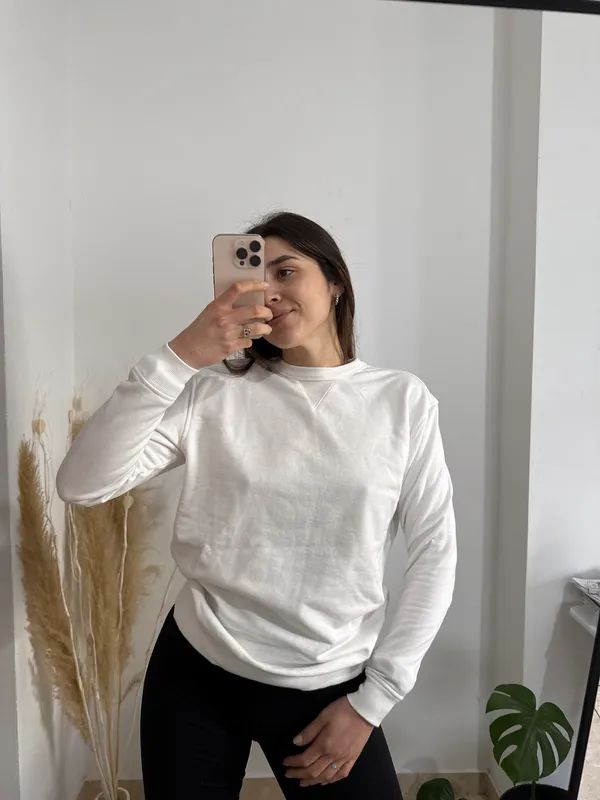 Buzo deportivo blanco talle xs-s