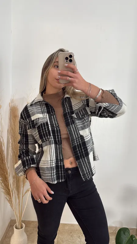 Sobrecamisa cuadrille negra y blanca talle s