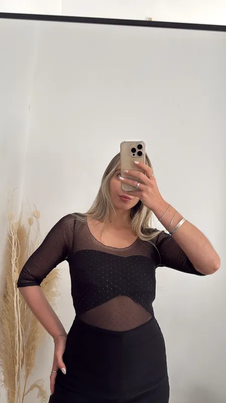 Body transparente con brillo talle m