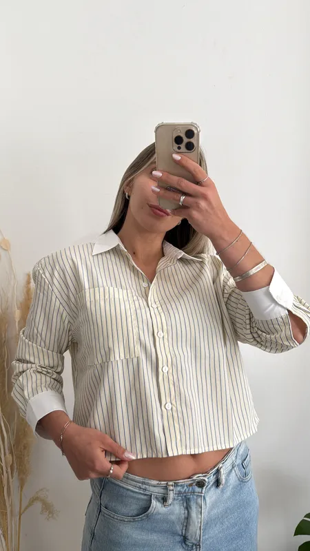Camisa nueva a rayas amarilla talle s