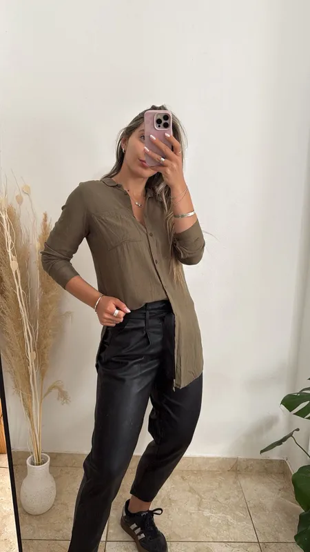 Camisa verde talle s larga