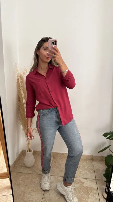 Jeans con franja roja talle 36