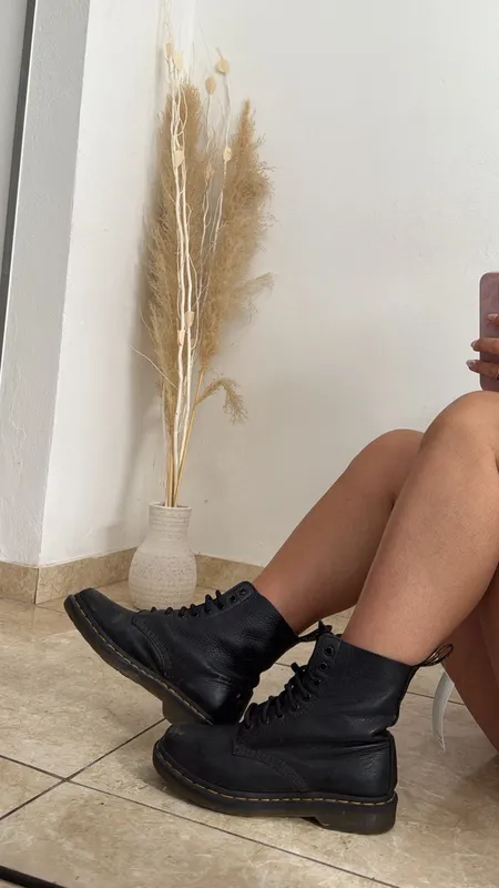 Borcegos dr mrtins talle 38