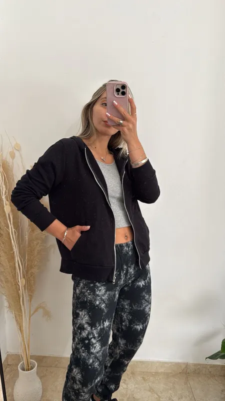 Campera de algodon negra