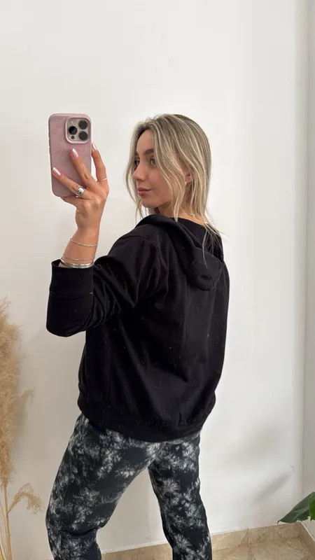 Campera de algodon negra