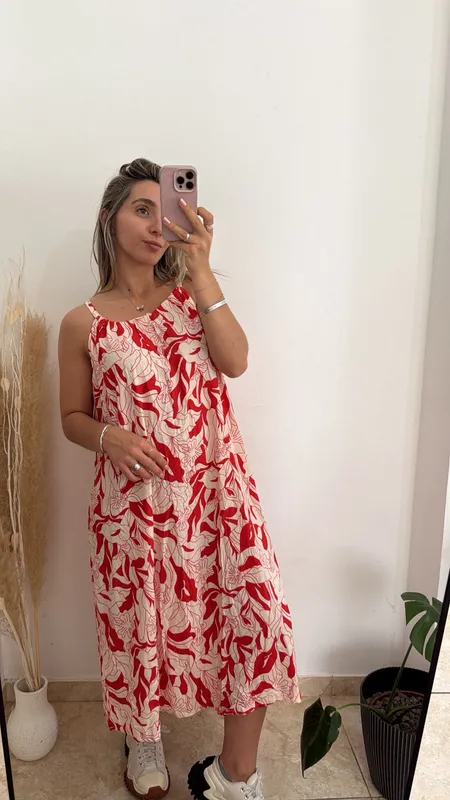 Vestido floreado rojo y blanco talle m