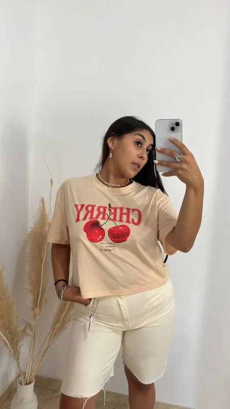 Remera cherry talle l