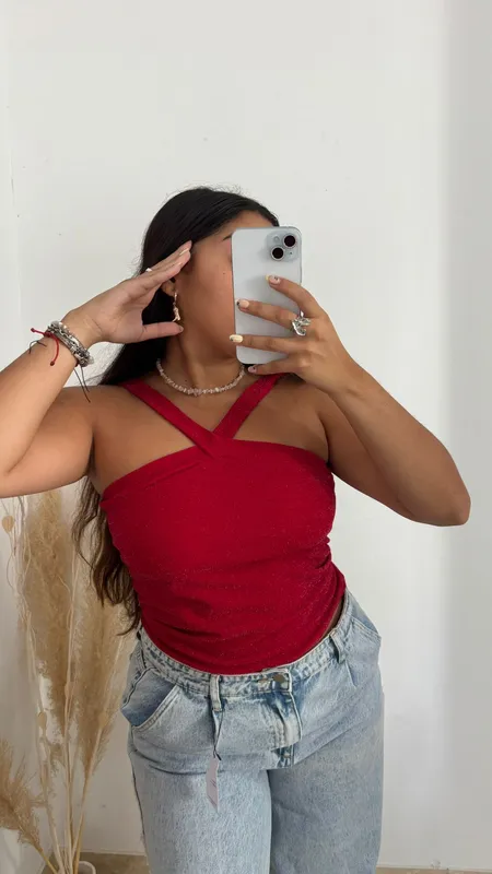 Musculosa roja talle l