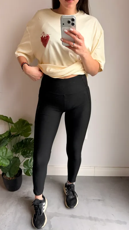 Calza negra deportiva con bolsillo talle sm