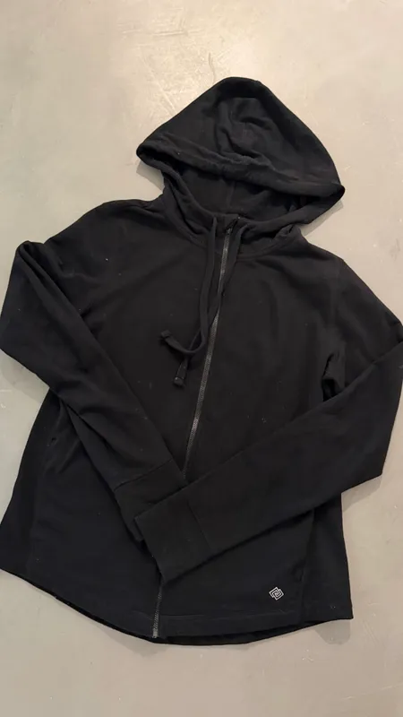 Campera de algodon negra talle m