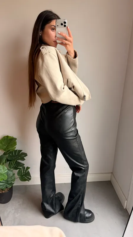 Engomado con tajo abajo talle m