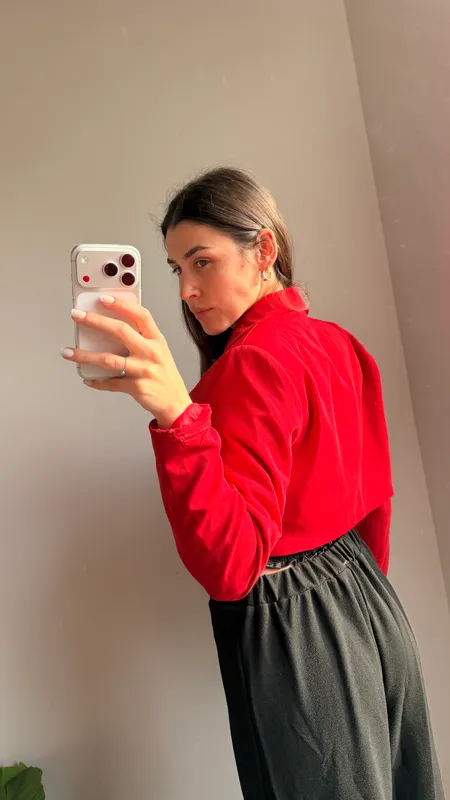 Blazer rojo crop talle m