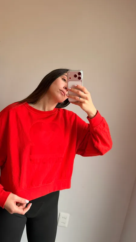 Buzo rojo hym amour