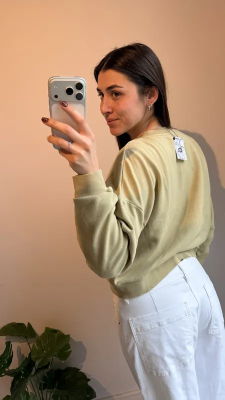 Buzo deportivo verde vero moda talle xs