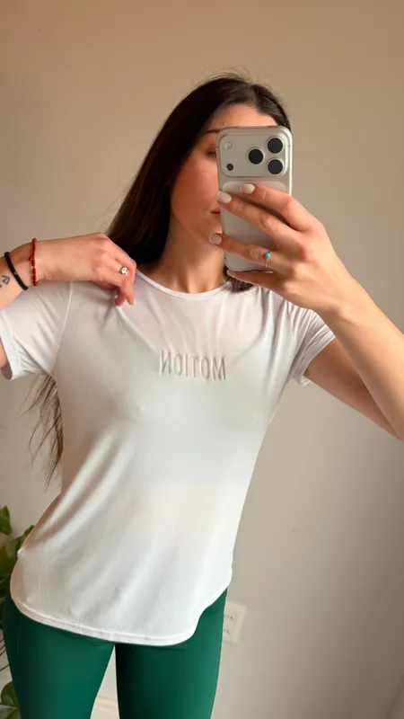 Remera deportiva move talle m