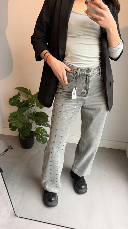 Jeans gris indian con tachas talle 40