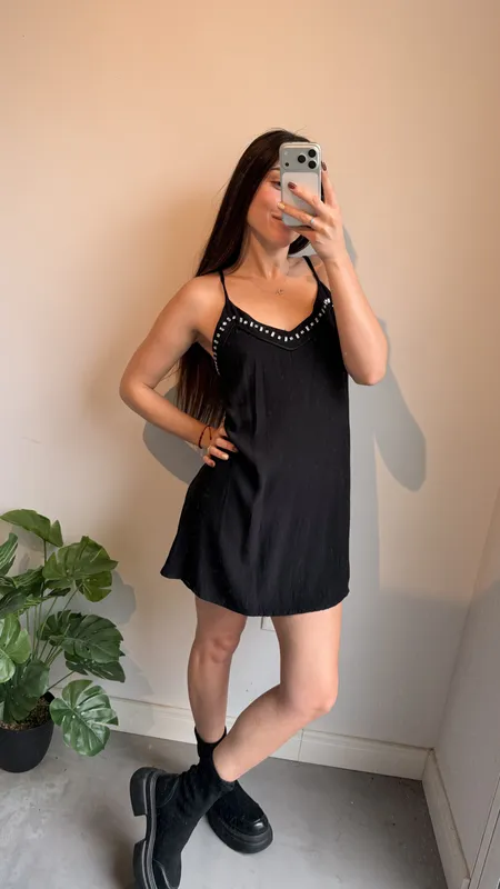 Vestido negro urban haus talle m