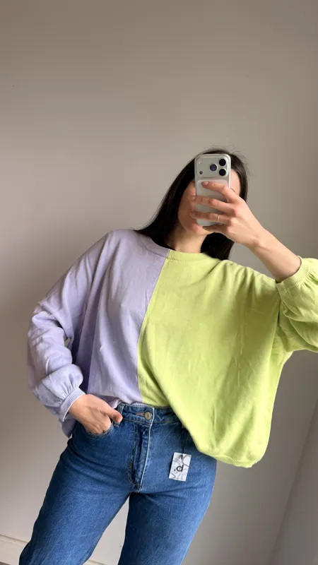 Buzo lila y fluor talle xl