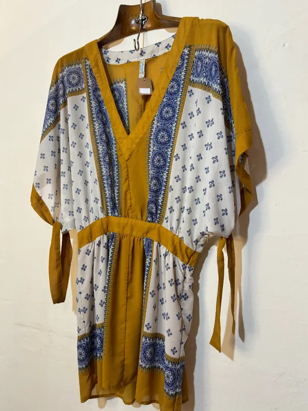 Vestido boho naranja y blanco