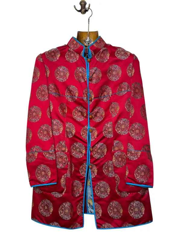 Tapado oriental rojo cuello mao