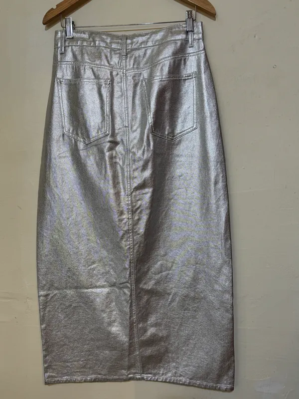 Pollera tubo metalizada plateada