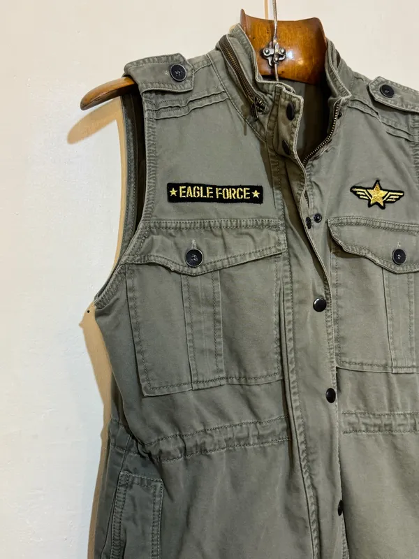 Chaleco militar parches