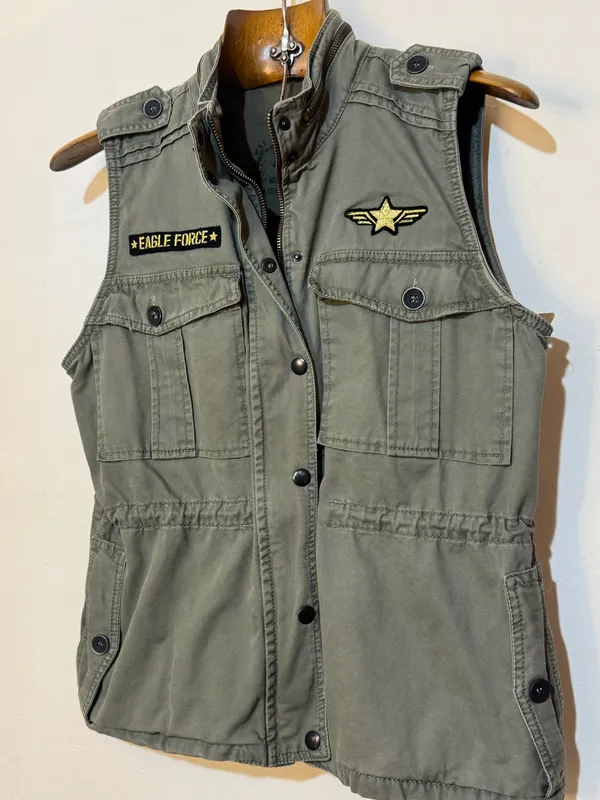 Chaleco militar parches