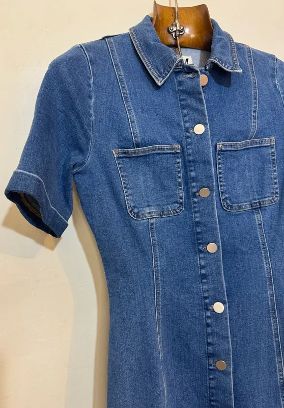 Vestido jean corto botones