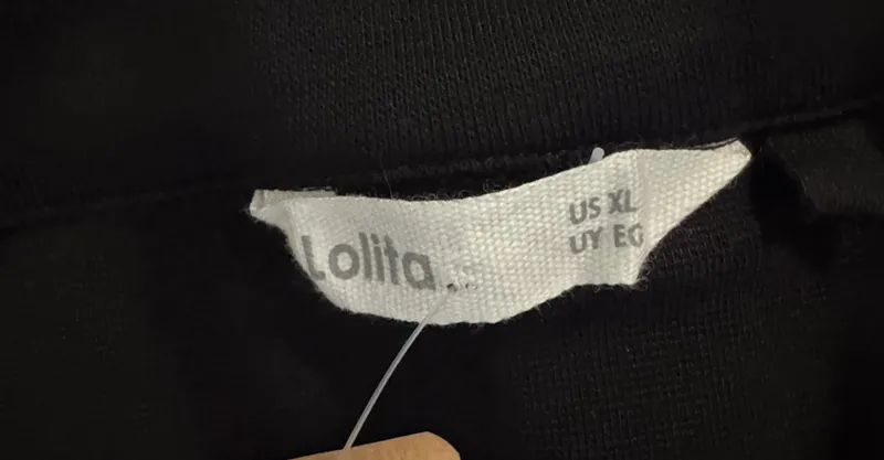 Remera hombro descubierto