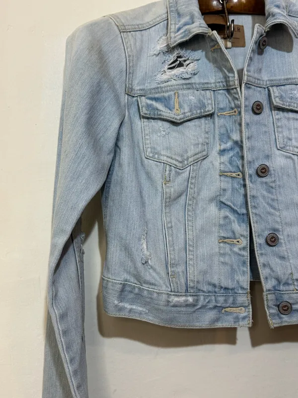 Campera jean roturas