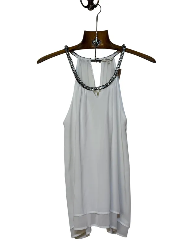 Blusita blanca cuello cadenita