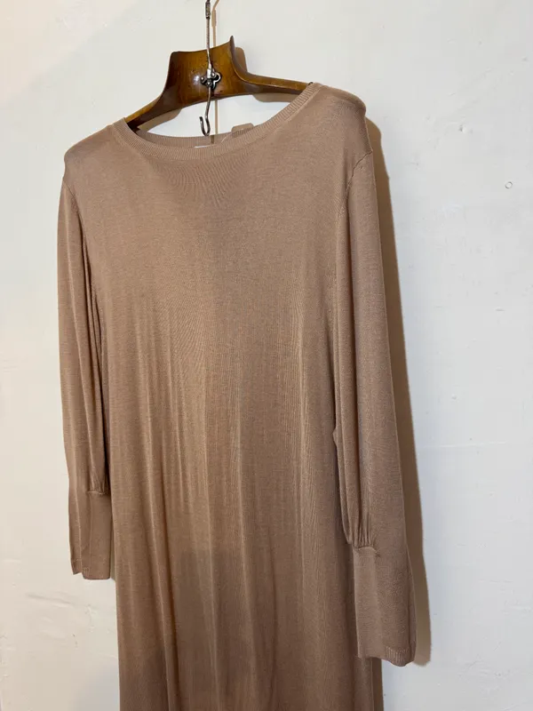 Vestido nude hilo
