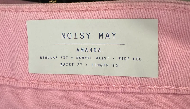 Pantalón jean rosado