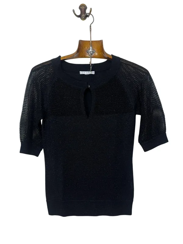 Bucito hilo negro manga calada