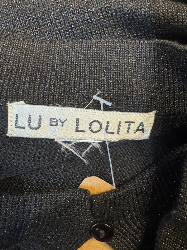 Bucito hilo negro manga calada