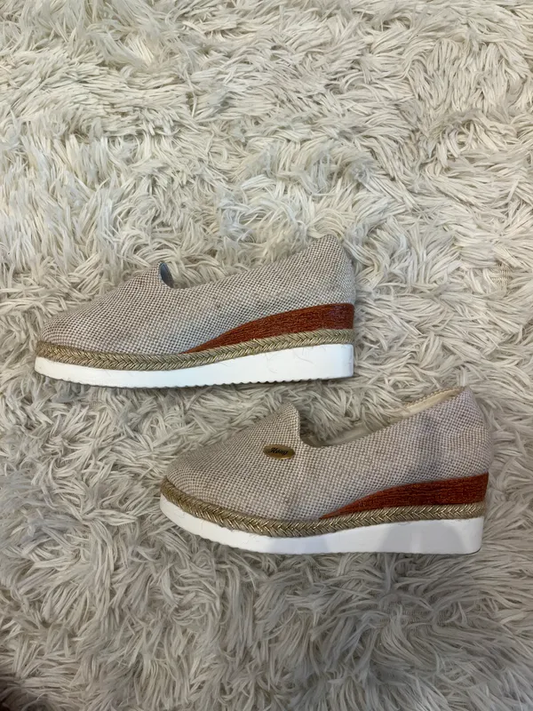 Zapatos telar taco corrido