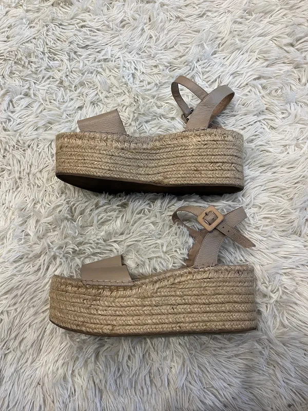 Sandalia rafia