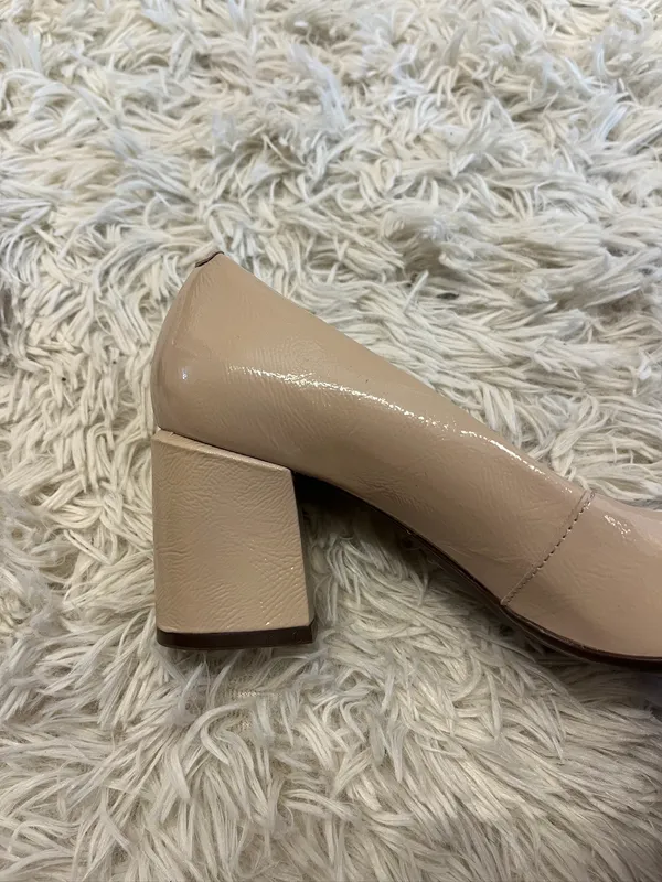 Zapato nude charol