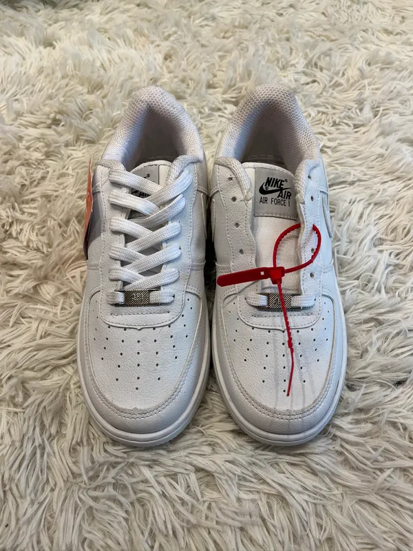 NIKE AIR FORCE BLANCOS